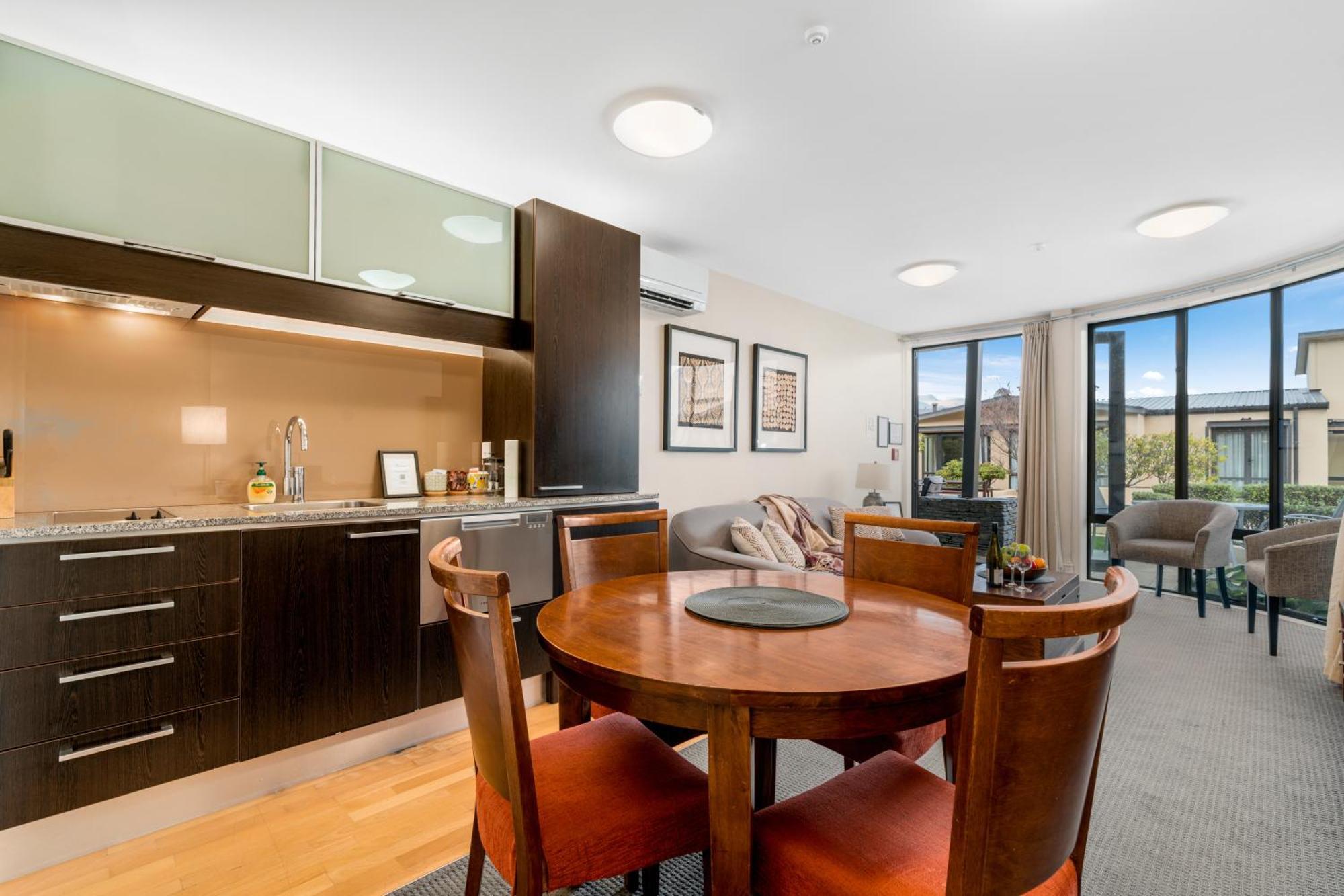 The Beacon - 2 Bedroom Town Center Apartment Queenstown Luaran gambar